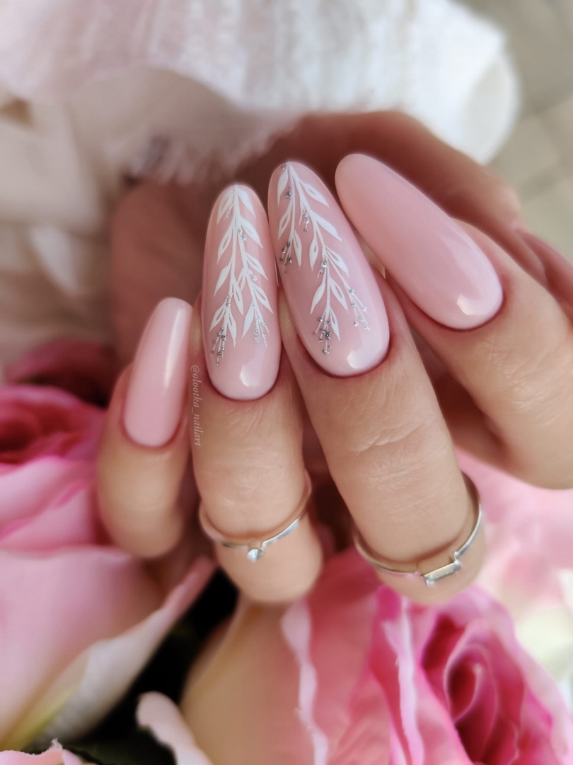 LAKIER HYBRYDOWY SAUTE NAILS - S215 SAUTE LAKIER HYBRYDOWY SAUTE NAILS - S215 SAUTE