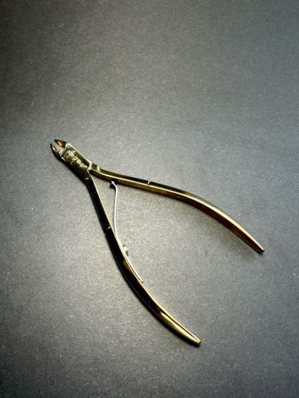 Aba Group Cążki do skórek - jednosprężynowe, złote, 5mm (1130)