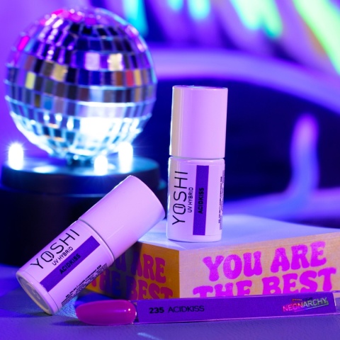 YOSHI Lakier Hybrydowy UV LED 235 Acidkiss Fioletowy 6 ml YOSHI Lakier Hybrydowy UV LED 235 Acidkiss Fioletowy 6 ml