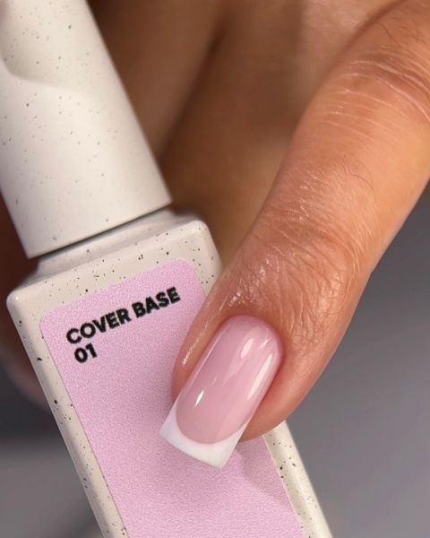 NAILSOFTHEDAY Cover base NEW 01 – półprzezroczysta delikatno-różowa baza hybrydowa, 10 ml