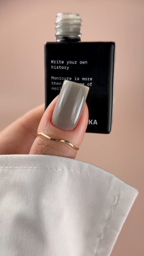 BIBLIOTEKA Cover Base Ash 15 – półtransparentna szaro-dymna baza, 10 ml