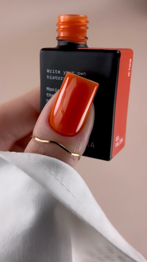 BIBLIOTEKA Gel Polish Bold 30 – chłodny pomarańczowy lakier hybrydowy, 10 ml