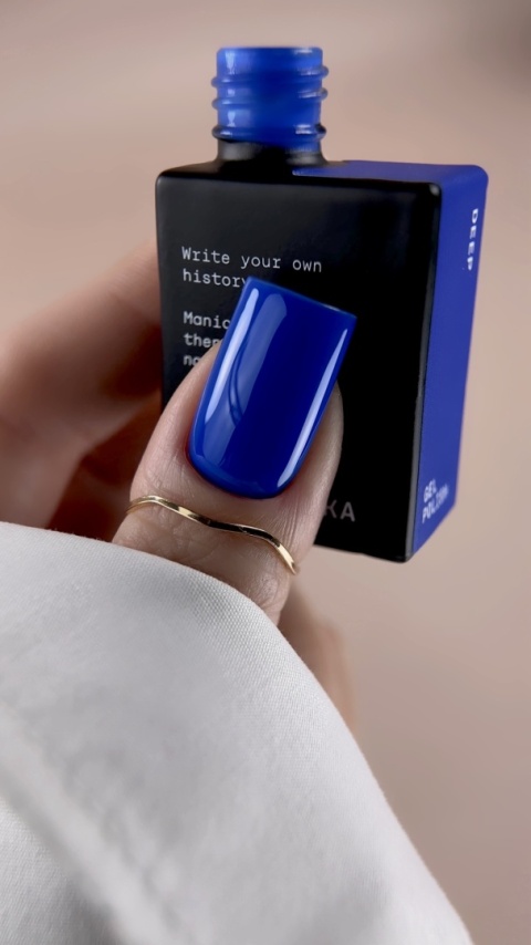 BIBLIOTEKA Gel Polish Deep 31 – neonowy niebieski lakier hybrydowy, 10 ml