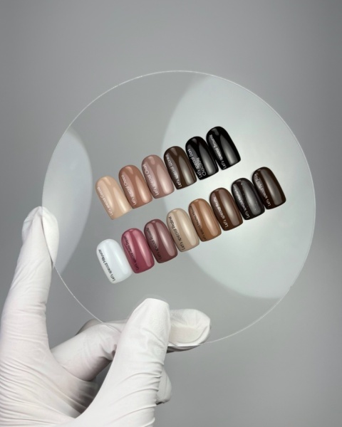 NAILSOFTHEDAY Cocoa Gel Polish – beżowo-brązowy lakier hybrydowy, 10 ml