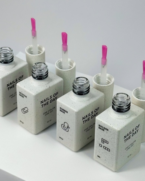 NAILSOFTHEDAY Scotch Base – płynna baza hybrydowa do wcierki i pedicure, 10 ml