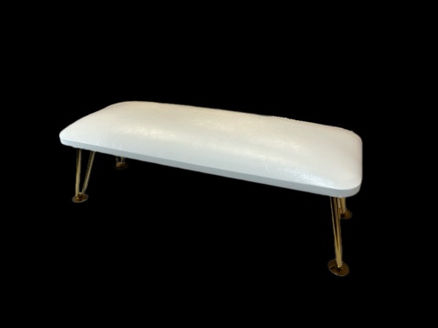 Podpórka pod dłonie z ekoskóry do manicure – elegancka, stabilna, komfortowa