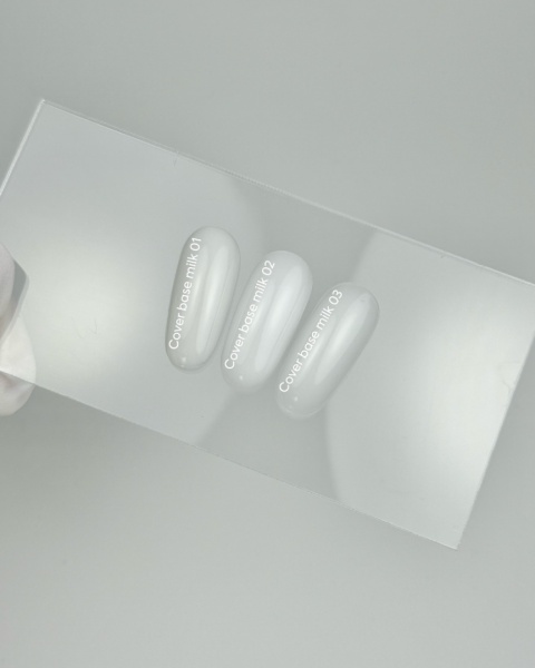 NAILSOFTHEDAY Cover Base NEW Milk 02 – półprzezroczysta mleczna baza hybrydowa, 10 ml