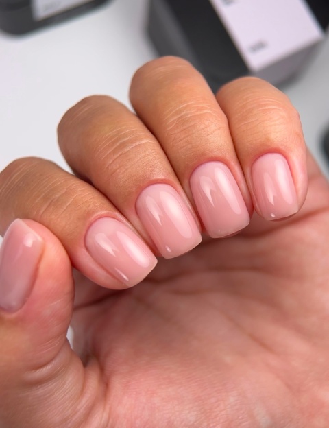 BIBLIOTEKA Builder Gel Shade 30 ml – chłodny różowo-beżowy żel budujący