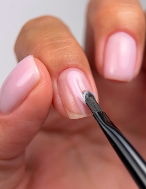 BIBLIOTEKA Builder Gel Petal 30 ml – delikatnie różowy żel budujący