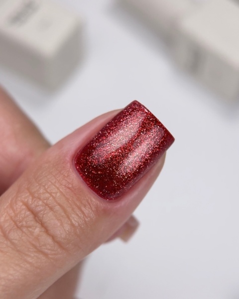 NAILSOFTHEDAY Cat Eye 06 czerwony lakier hybrydowy 6 ml