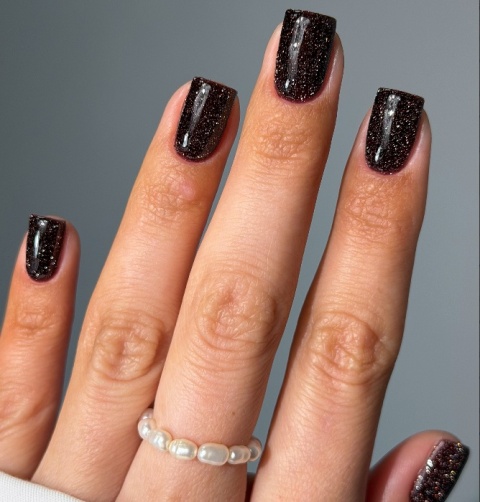 DIVNA The Venus 05 lakier hybrydowy odblaskowy rubinowy 7 ml