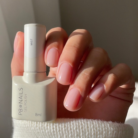 PB NAILS lakier hybrydowy Mist 8 ml – naturalny nude beż półtransparentny