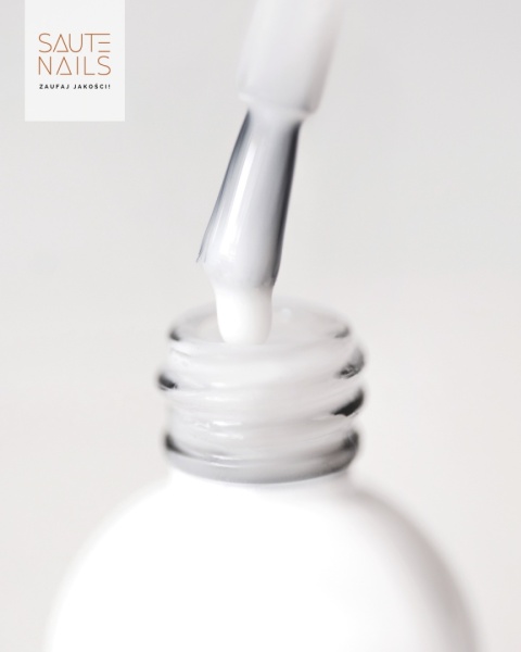 Saute Nails Milky Top No Wipe 8ml – mleczny top hybrydowy