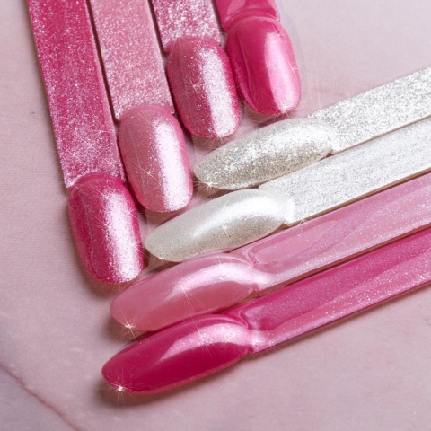 Pyłek do paznokci Stardust Allepaznokcie srebrny efekt blasku 0,3 g