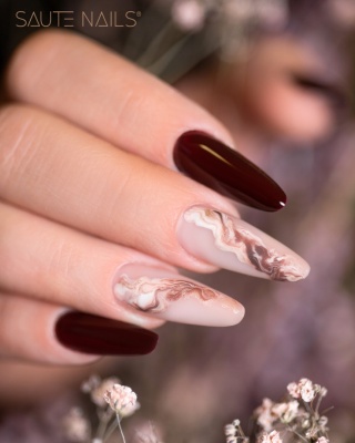 Saute Nails Top hybrydowy Matt Top – aksamitne matowe wykończenie 8 ml