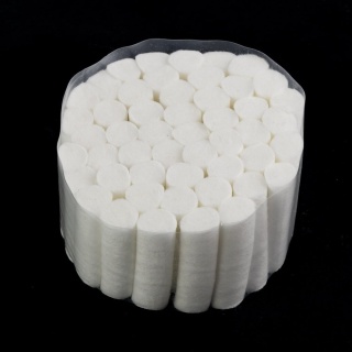 Separatory wałeczki bawełniane MollyLac dł. 38mm śr. 10mm – do pedicure 50sztuk