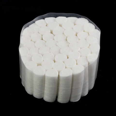 Separatory wałeczki bawełniane MollyLac dł. 38mm śr. 10mm – do pedicure 50sztuk