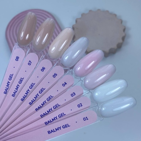 DIVNA Balmy Gel 05 13 ml – Mleczno różowy Żel o Konsystencji Bazy do Wzmocnienia Paznokci