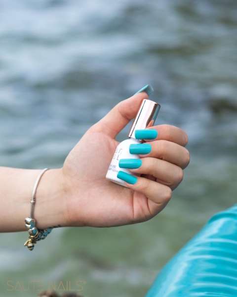 Saute Nails Lakier hybrydowy S252 Celebrity Look 8ml turkus neon