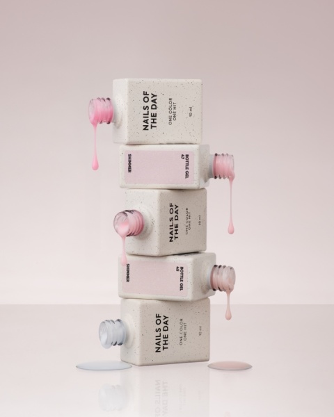 NAILSOFTHEDAY Bottle Gel 45 beżowy żel z drobinką do paznokci 10ml