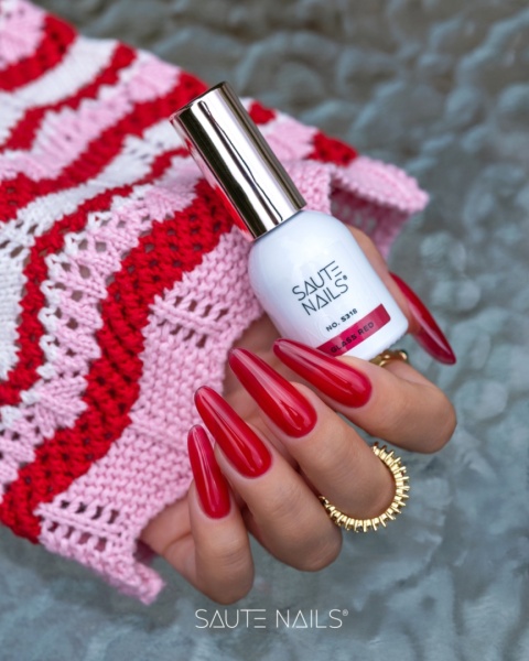 Saute Nails S318 Glass Red półtransparentny lakier