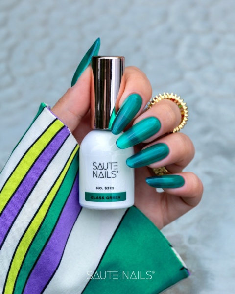 Saute Nails S323 Glass Green półtransparentny lakier