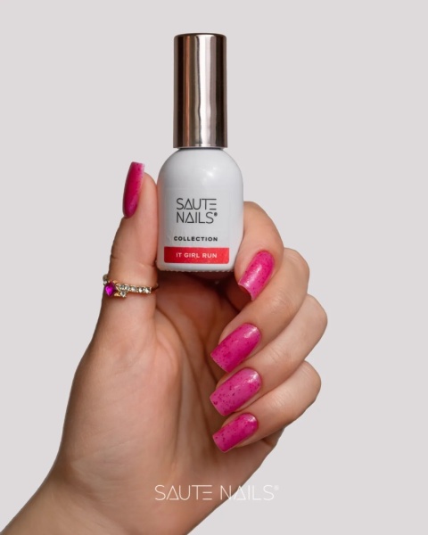 Saute Nails It Girl Run Lakier Hybrydowy Neonowy Róż 8ml