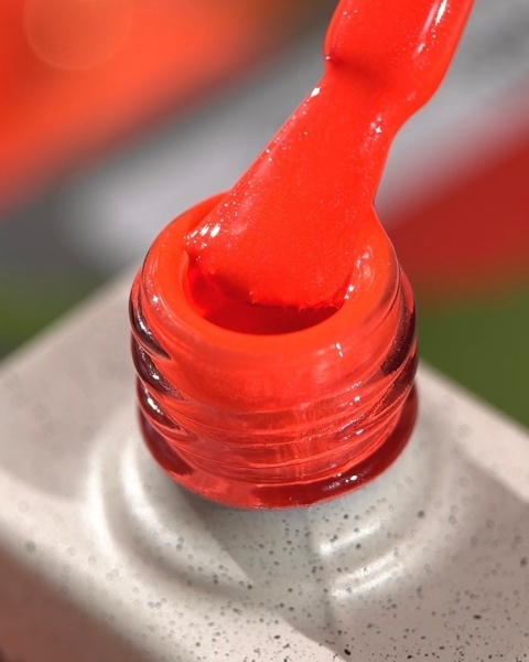 NAILSOFTHEDAY Dopamine – pomarańczowy lakier hybrydowy z delikatną drobinką 10 ml