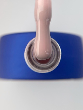 TOUCH Cover Base Rosy Milk Biało-Nudowa Półprzezroczysta Baza Hybrydowa do Paznokci 13 ml