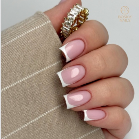 Boska Nails Lakier Hybrydowy Divine White Angel 301 6 ml – biały lakier hybrydowy do frencha