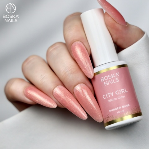 Boska Nails City Girl Rubber Base Warm Glow Ciepła Różowa Baza Kauczukowa z Drobinkami 10 ml