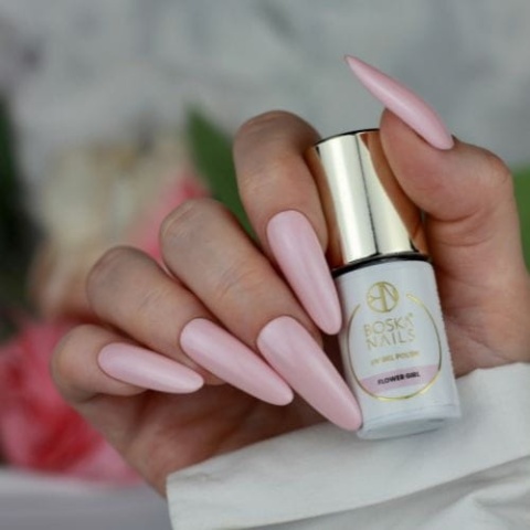 Boska Nails Say Yes Flower Girl No. 414 – Jasnoróżowy Lakier Hybrydowy z Drobinkami 6 ml