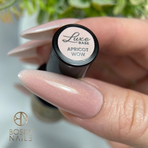 Boska Nails Luxe Base Apricot Wow – Kauczukowa Baza Hybrydowa z Drobinkami 10 ml