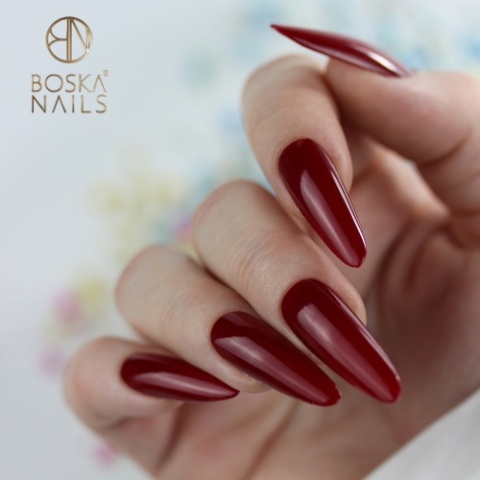 Boska Nails Madalen No. 670 Lakier Klasyczny do Paznokci Winna Czerwień 9 ml