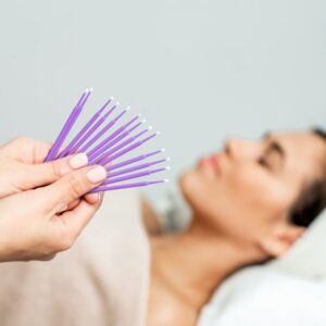 Aplikatory Bezwłóknowe do Rzęs Fioletowe 100 szt – Profesjonalne, Precyzyjne — zdjęcie 3