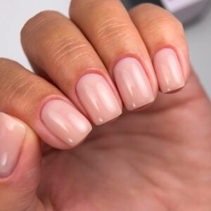 BIBLIOTEKA Builder Gel Skin 30 ml – ciepły beżowy żel budujący — zdjęcie 3
