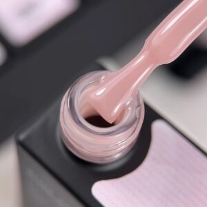BIBLIOTEKA Cover Base Shade 7 – chłodna różowo-beżowa baza, 10 ml — zdjęcie 2