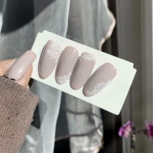 Claresa Lakier hybrydowy Nude 110 – 5g — zdjęcie 2