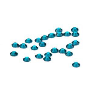 Cyrkonie do paznokci szklane SS10 Blue zircon 1440 szt. paczka — zdjęcie 3