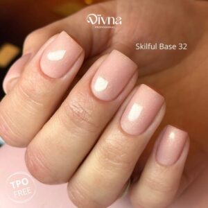 DIVNA Skilful Base 32 baza hybrydowa 13 ml — zdjęcie 2