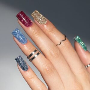 Lakier hybrydowy LED/UV Gel Polish Molly Nails Flashing Lights 3 First Love Nr 613 HEMA/Di-HEMA Free 8g — zdjęcie 3