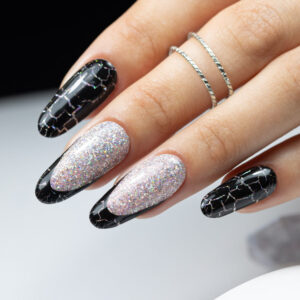 Lakier hybrydowy Molly Nails Crackle Gel black Nr 158 8g — zdjęcie 7
