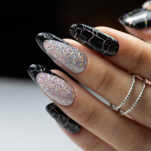 Lakier hybrydowy Molly Nails Crackle Gel black Nr 158 8g — zdjęcie 8