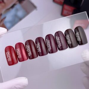 NAILSOFTHEDAY Adele Gel Polish 10 ml – czerwony lakier hybrydowy z drobinką — zdjęcie 1