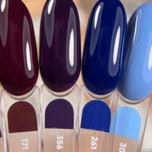 NAILSOFTHEDAY Amethyst Gel Polish – głęboki śliwkowy lakier hybrydowy o chłodnym odcieniu, 10 ml — zdjęcie 6