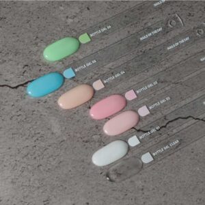 NAILSOFTHEDAY Bottle Gel 04 – mleczno-beżowy żel do wzmocnienia i naprawy, 30 ml — zdjęcie 7