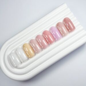 NAILSOFTHEDAY Cover Base NEW Milk 04 – półprzezroczysta mleczna baza hybrydowa ze srebrnym brokatem, 10 ml — zdjęcie 1