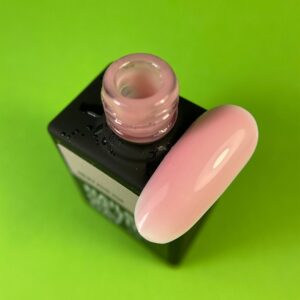 NAILSOFTHEDAY Milky Pink Top 10 ml – mleczno-różowy top bez warstwy lepkiej — zdjęcie 1