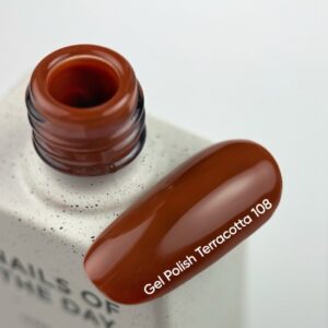 NAILSOFTHEDAY Terracotta Gel Polish – ceglany lakier hybrydowy o ciepłym odcieniu, 10 ml — zdjęcie 3