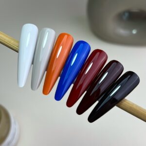 NAILSOFTHEDAY Ultramarine Gel Polish 10 ml – granatowy lakier hybrydowy — zdjęcie 1
